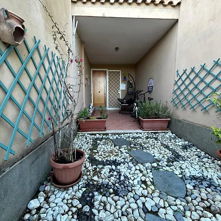 Capitello 18 *